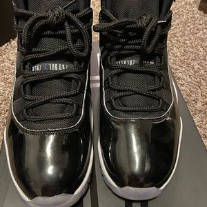 2016 space jams retro 11s